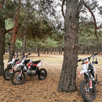 Прокат мотоциклов эндуро Moto-Niko питбайки в лесу николаев украина